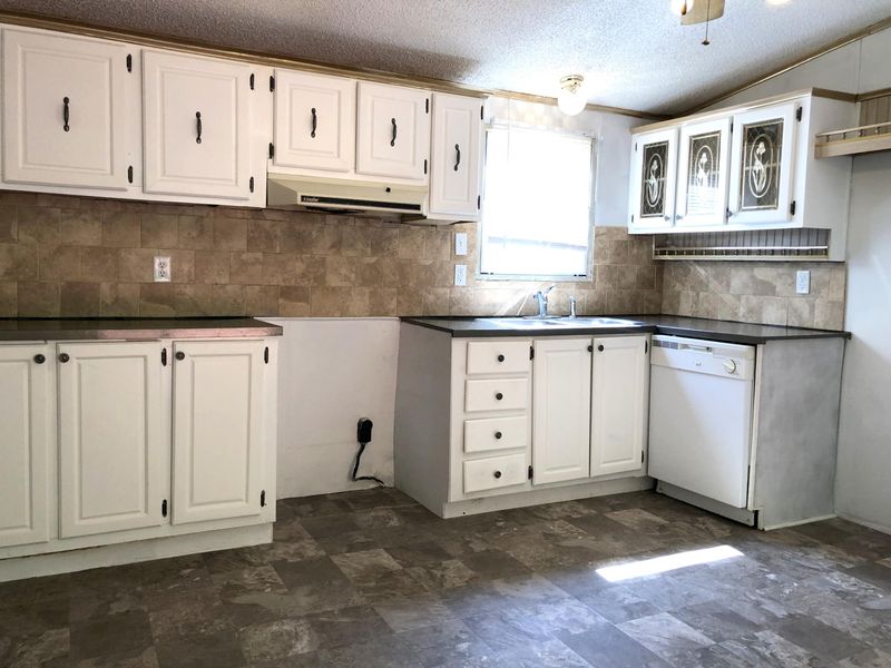 292 Vanover Ln, Jacksboro, TN 37757