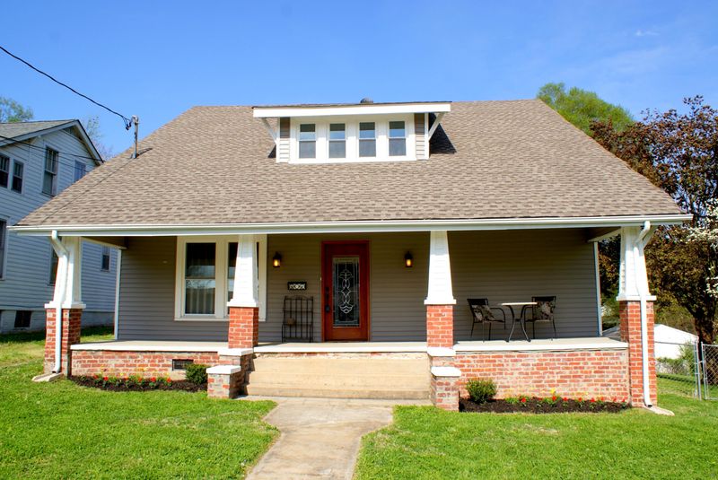 2920 Ocoee Tr, Knoxville, TN 37917