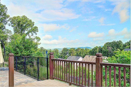 2923 Timber Green, Knoxville, TN 37921
