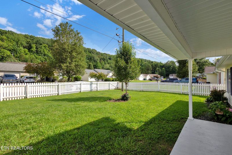 2927 Muzzle Ln, Knoxville, TN 37918