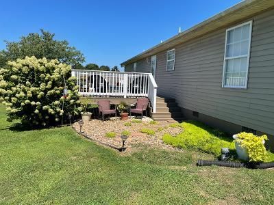 2927 Willow Pond Dr, Maryville, TN 37803