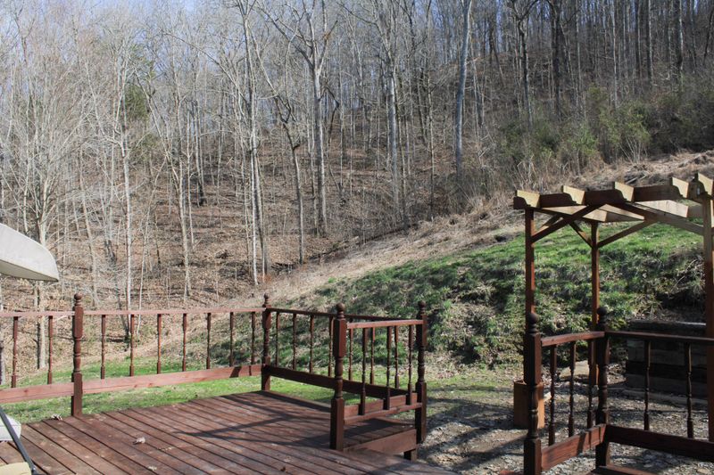 2928 Miller Rd, Powell, TN 37849