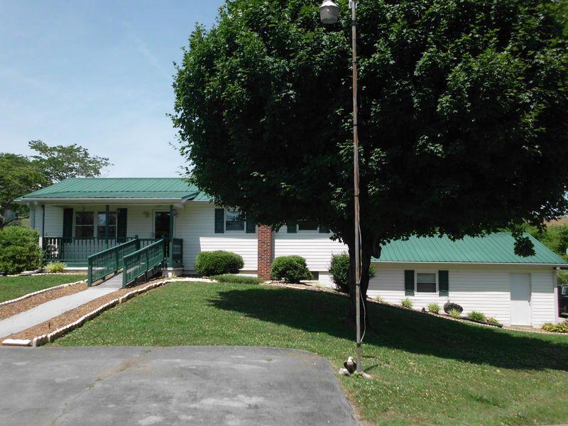 293 Buffalo Rd, Clinton, TN 37716