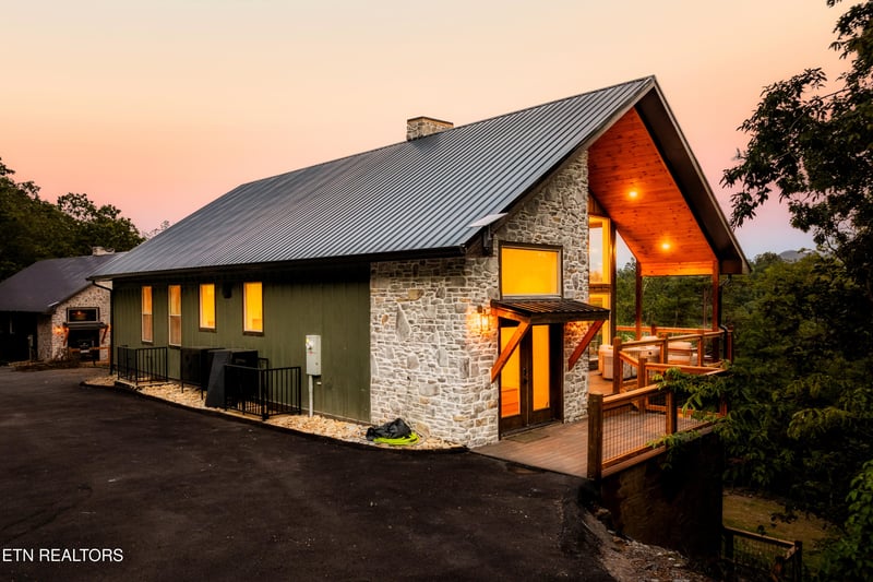 2931 Redtail Rd, Sevierville, TN 37862