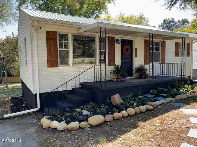 2932 Carson Ave, Knoxville, TN 37917