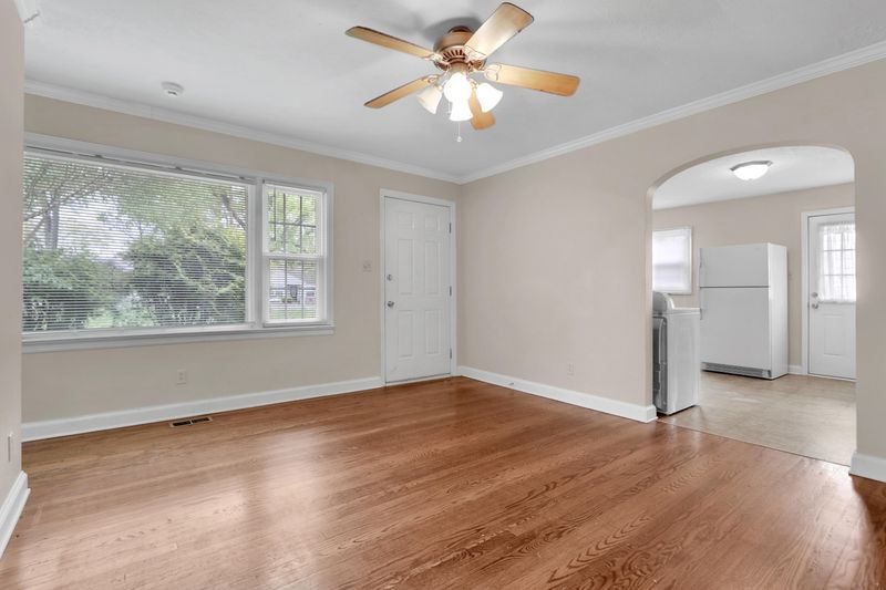 2932 Gaston Ave, Knoxville, TN 37917