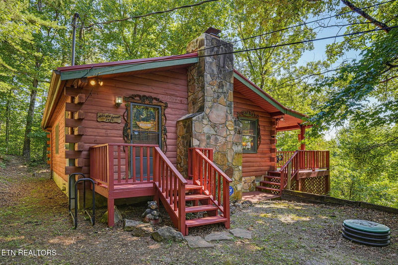 2934 Heavens Path Way, Sevierville, TN 37862