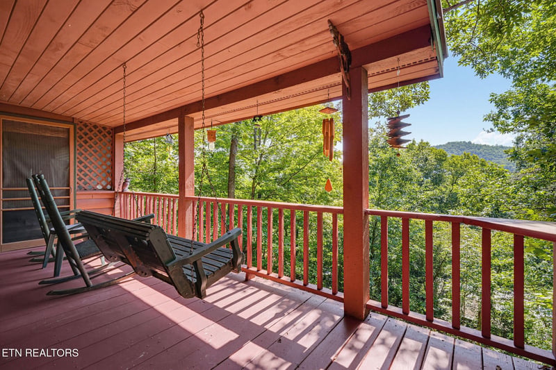 2934 Heavens Path Way, Sevierville, TN 37862