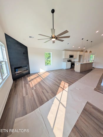 2935 Zachary Pointe Ln, Knoxville, TN 37938