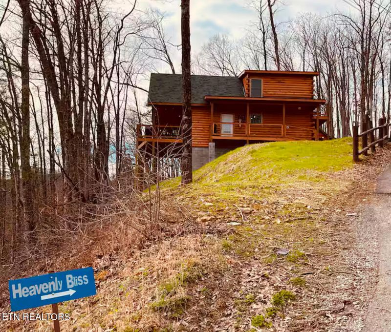 2936 Valley Springs Way, Sevierville, TN 37862
