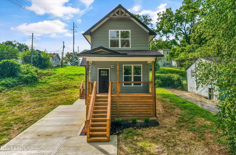 2938 Hillside Ave, Knoxville, TN 37914