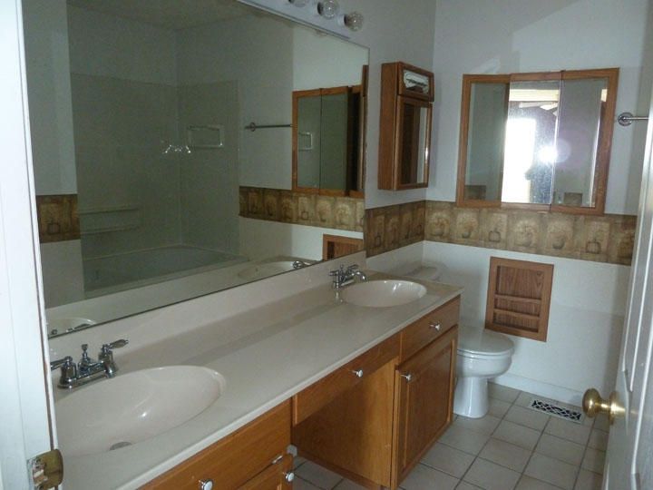 2939 Oak Top Ct, Kodak, TN 37764