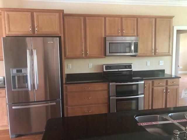 294 Paradise Ln, Jacksboro, TN 37757