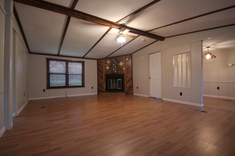294 Tom Treece Rd, Morristown, TN 37814
