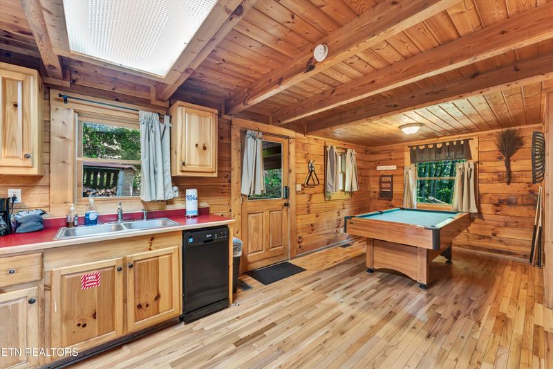 2941 Valley Springs Way, Sevierville, TN 37862