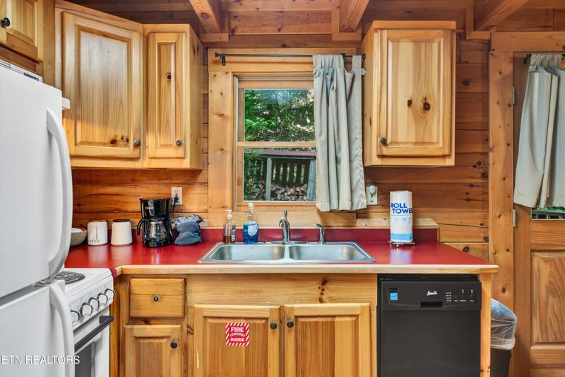 2941 Valley Springs Way, Sevierville, TN 37862