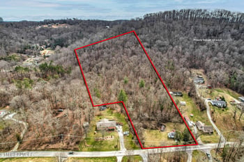 2942 Miller Rd, Powell, TN 37849