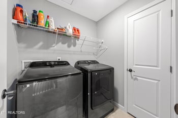 2942 Spencer Ridge Ln, Knoxville, TN 37931