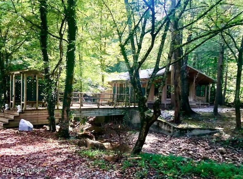 2944 Mcmahan Sawmill Rd, Sevierville, TN 37862