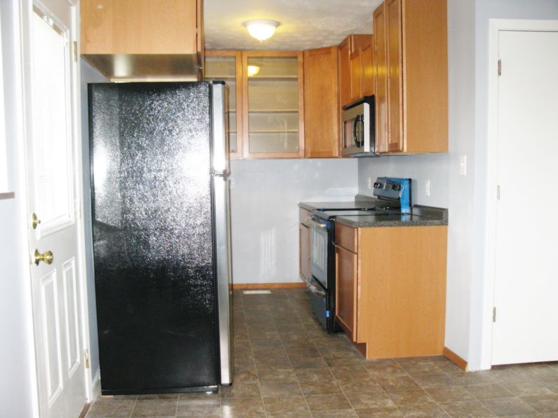 2949 Glenn Rd, Louisville, TN 37777