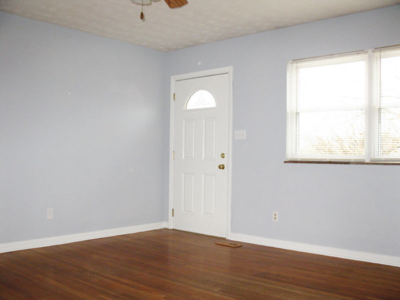 2949 Glenn Rd, Louisville, TN 37777