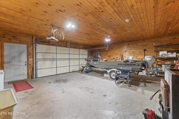 295 Bob Wright Rd, Maynardville, TN 37807