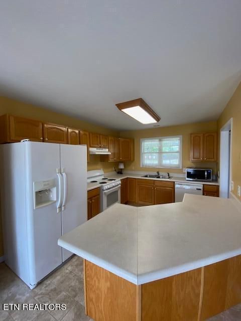295 Isbill Rd, Madisonville, TN 37354