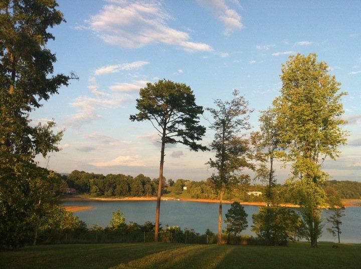 295 Kashinampoo Ln, Bean Station, TN 37708