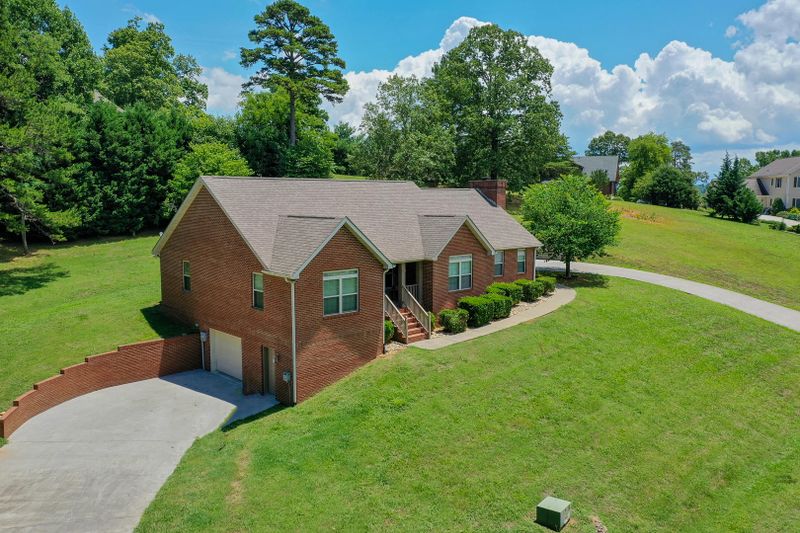 295 Southshore Dr, Greenback, TN 37742