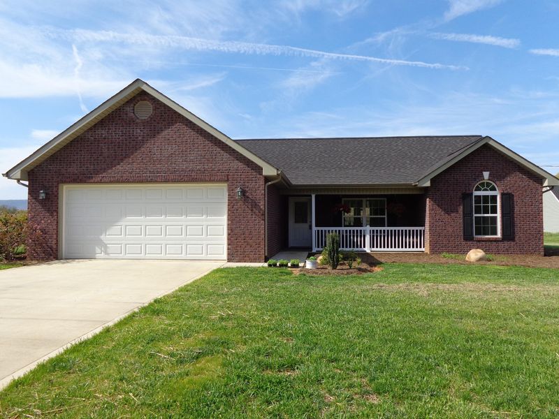2954 Old Whites Mill Rd, Maryville, TN 37803