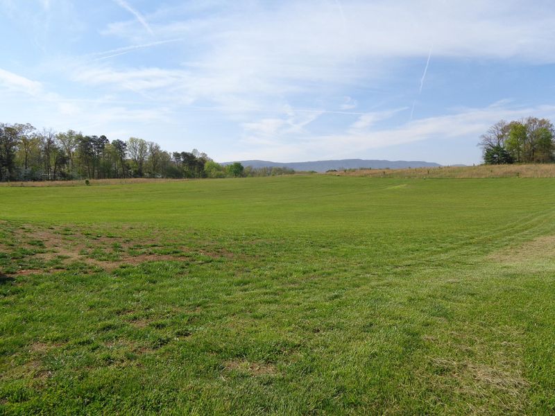 2954 Old Whites Mill Rd, Maryville, TN 37803