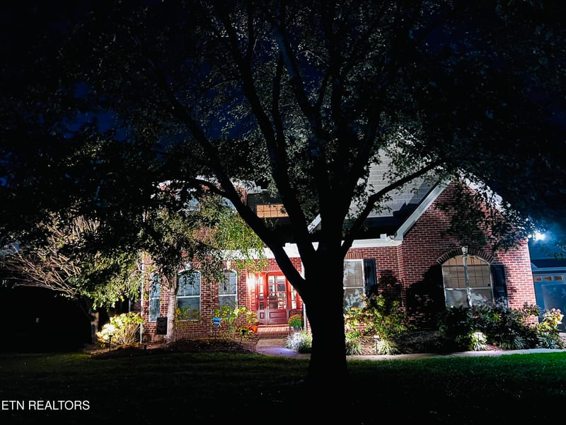 2955 Hodges Landing Dr, Knoxville, TN 37920