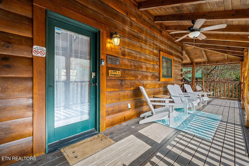 2955 Raven Fork Cir, Sevierville, TN 37876