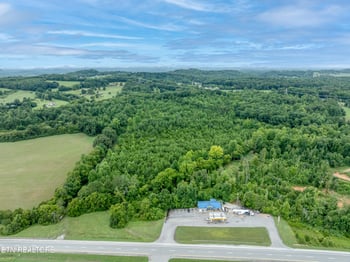 2958 W Lamar Alexander Pkwy, Friendsville, TN 37737
