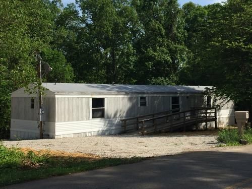 296 Skyline Dr, Harriman, TN 37748