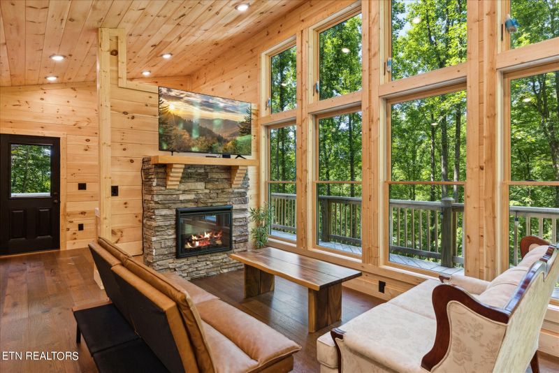 2966 Kulpan Way, Sevierville, TN 37862