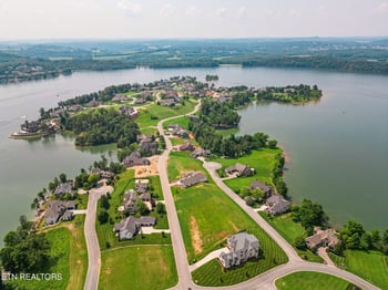 297 Cypress Pointe Dr, Lenoir City, TN 37772