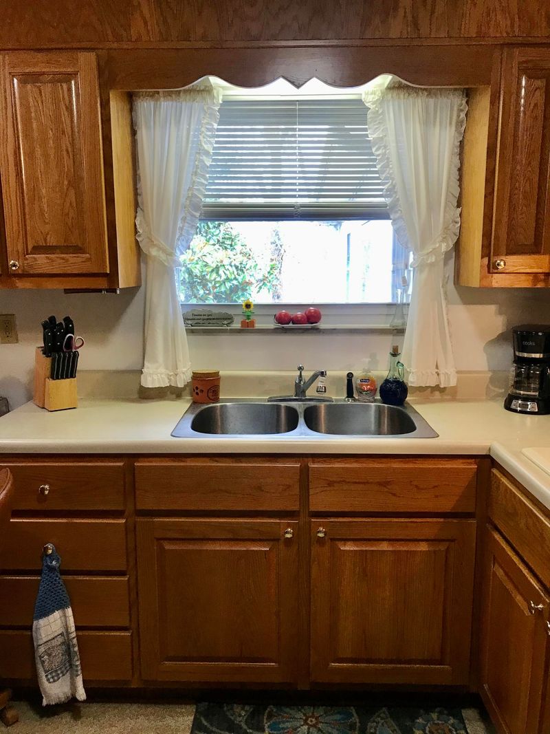 297 Valparaiso Rd, Oak Ridge, TN 37830