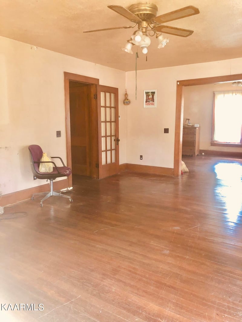 2977 Hwy 297, Newcomb, TN 37819