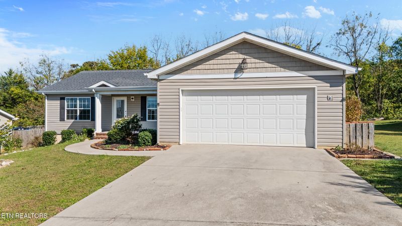 298 Hartfield Ln, Loudon, TN 37774