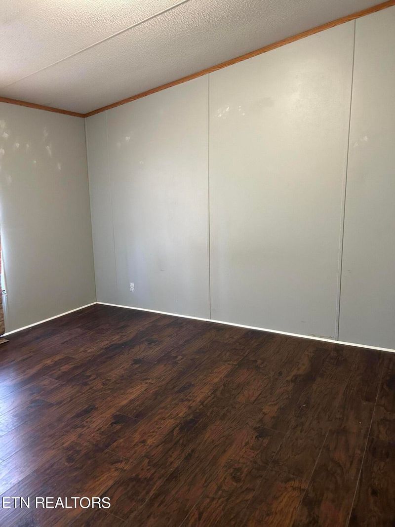 2980 Old Greenback Rd, Lenoir City, TN 37772