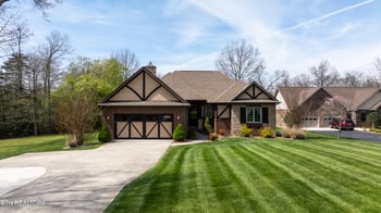 299 E Deer Creek Dr, Crossville, TN 38571