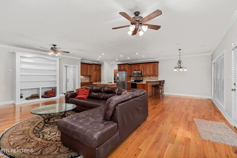2996 Calderstone Ct, Morristown, TN 37814