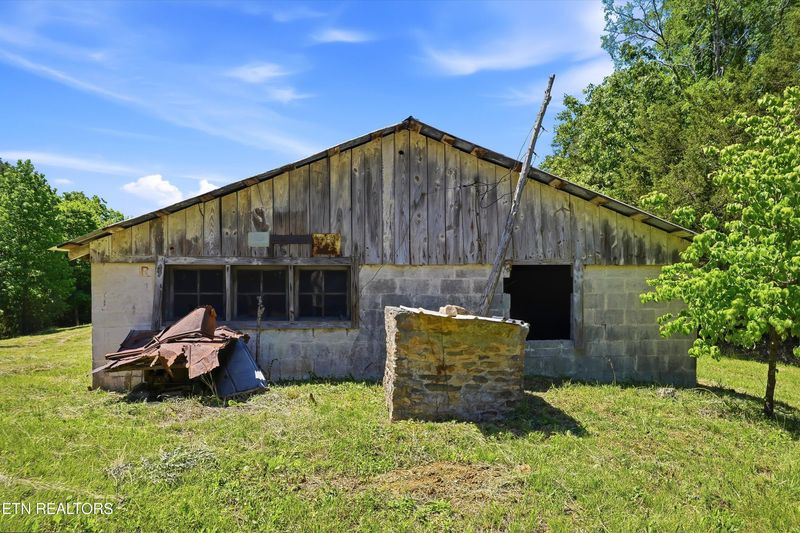 3-4 Highway 163, Etowah, TN 37331