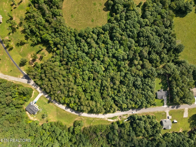 3.45 ac Perry Creek Dr, Crossville, TN 38572