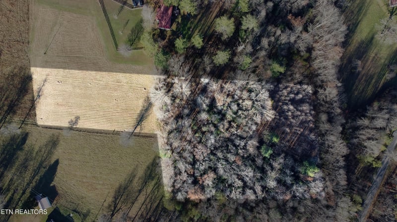3.99 ac Bob Austin Rd, Crossville, TN 38571