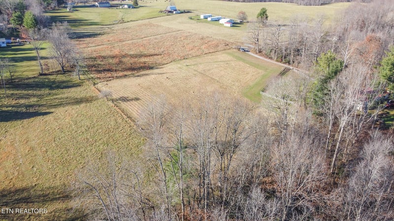 3.99 ac Bob Austin Rd, Crossville, TN 38571