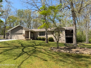 30 Cardinal Loop, Crossville, TN 38555