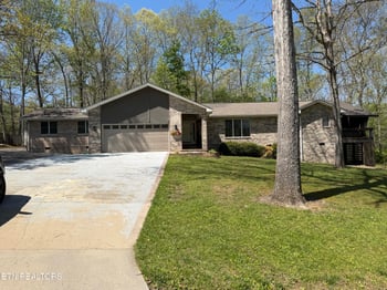 30 Cardinal Loop, Crossville, TN 38555
