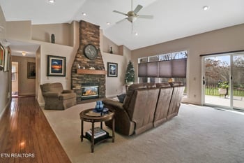 30 Thames Ct, Fairfield Glade, TN 38558